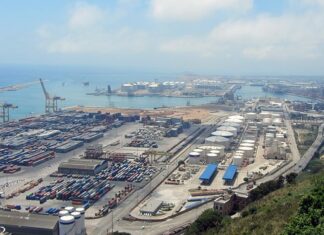 Jak importować towar?