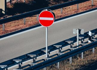 Czy zaangażowanie może przekraczać plan?